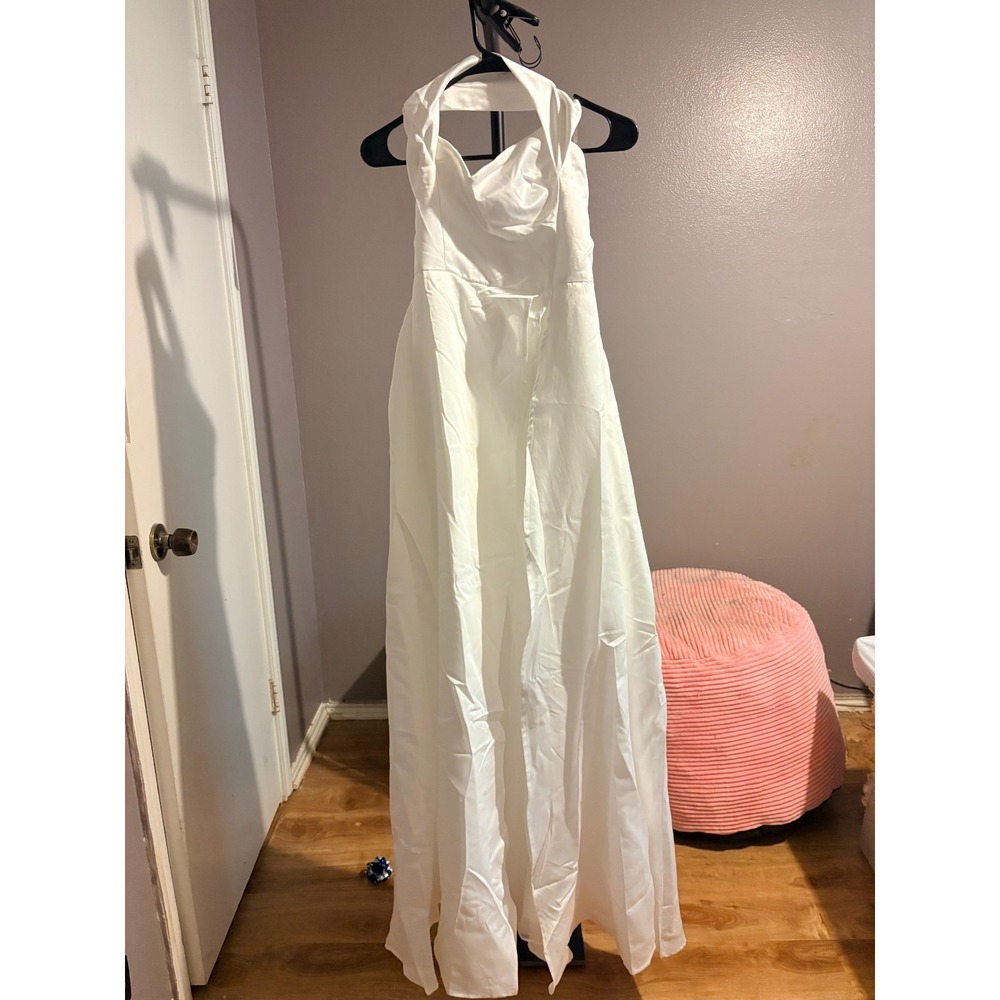 Me The Code - White Satin Formal Gown Sz M